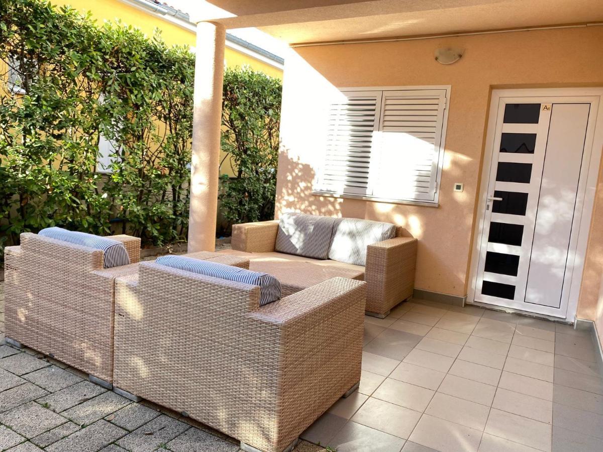 Apartments Andela Petrcane Exterior photo